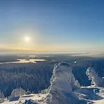 Saarua: Ski-in With Family-friendly Amenities *