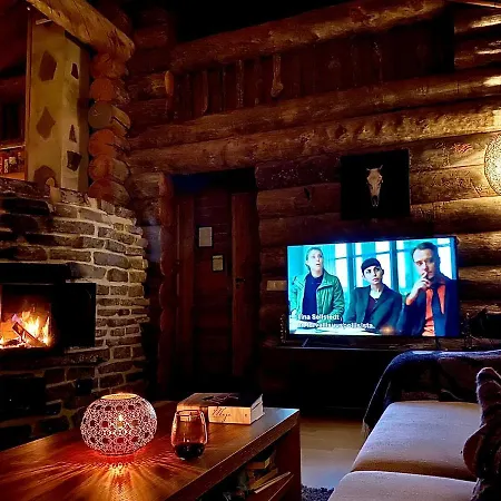 Huvilat Saarua By The Slopes In, Family & Bike Park, Hike Trails, National Park, Wifi - Lapland *